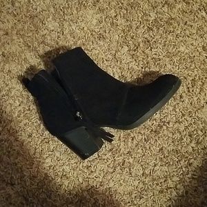 zip up high heel booties
